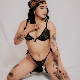 Model - VioletaFosterr cum