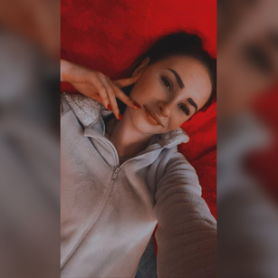 Model - LissaKendi69 interesting