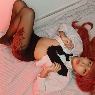 Model - Emma Nakamura deepthroat