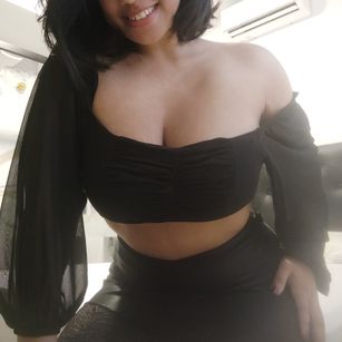 Model - QuennIsisNoir latina