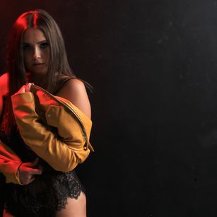 Model - AliceKistner feet