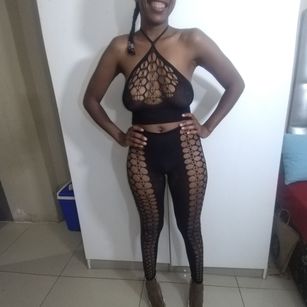 Model - YOURSUBDESIRE BDSM