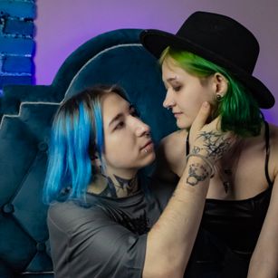 Model - Milten-Trish Doggystyle