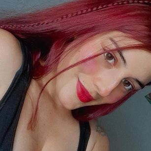 Model - CloeSweet joi