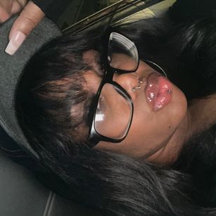 Model - pocahontasgrim Ebony