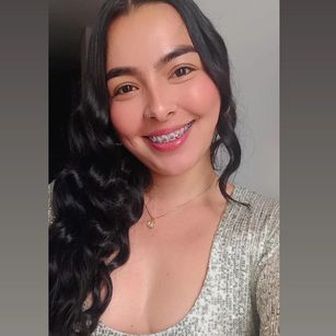 Model - Iris Moira bigass