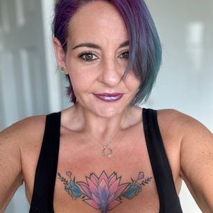 Model - Dinky Inky Kinky MILF
