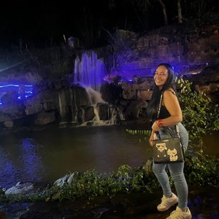 Model - TataLatina FRIENDLY