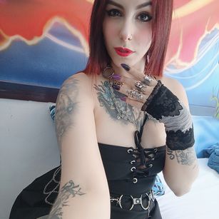 Model - Emily y Christian latina