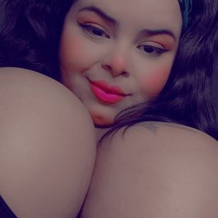 Model - candybbw bigboobs