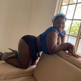 Model - Laura Wills bigass