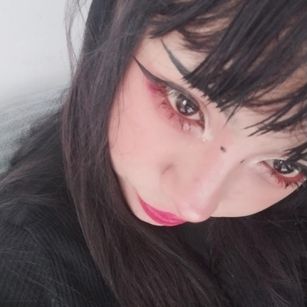 Model - katia kitty latina