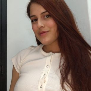 Model - CloeSweet dirtytalk