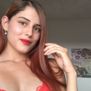 Model - CloeSweet anal