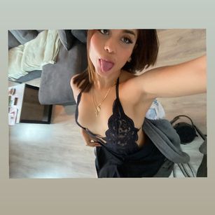 Model - AlishaFox cei