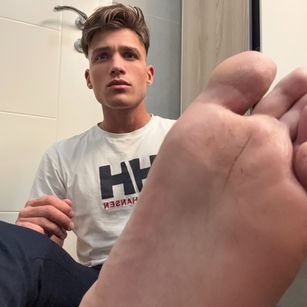 Model - Master Liam cash