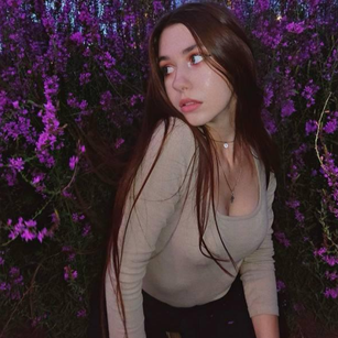 Model - NicoleCaramel dirtytalk