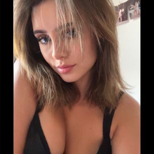 Model - sweetmarika brunette