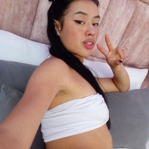 Model - CataleyaRicci dirtytalk