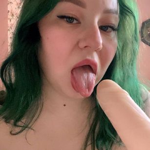 Model - Mila Ginger BBW