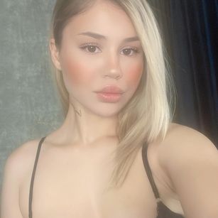 Model - LARRA naughty