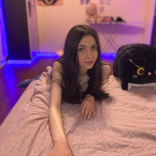 Model - Anitamagis teen