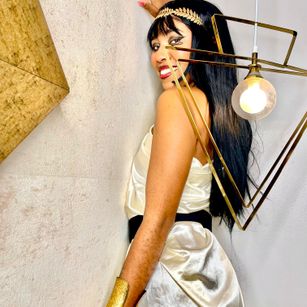 Model - Chocolate Babe horny