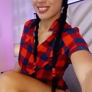 Model - CataleyaRicci latina