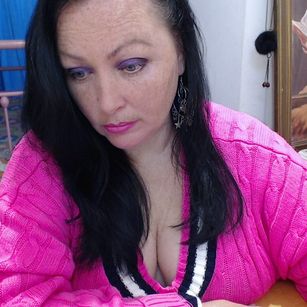 Model - BruneteBBW goodenglish