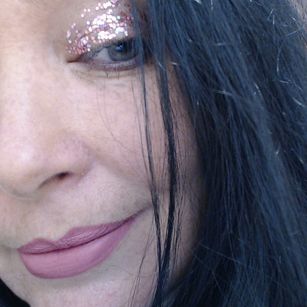 Model - BruneteBBW goodenglish