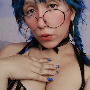 Model - ludovica tattoos