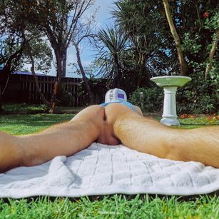 Model - NZ CITIZEN bdsm