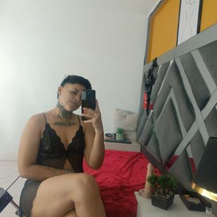 Model - kenny STAR HOT fastresponse