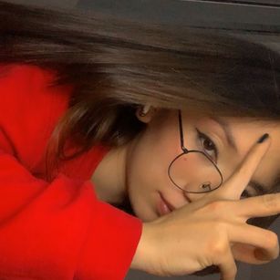 Model - AmeliaCollins latina