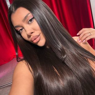 Model - Natty squirt