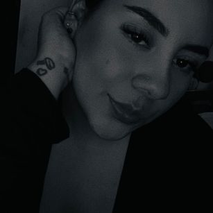 Model - chloe bigass