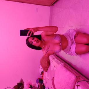 Model - anghel squirt