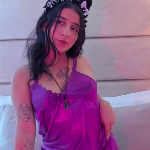 Model - VioletaFosterr joi