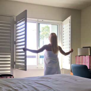 Model - Exclusivegirl cuckolding