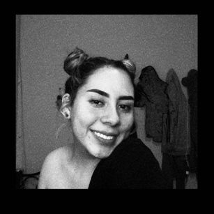 Model - chloe blowjob