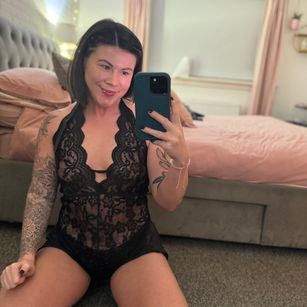 Model - Eva Rose gymgirl