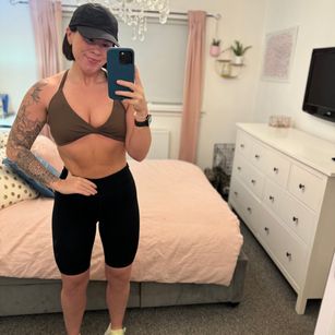 Model - Eva Rose gymgirl