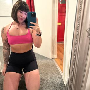 Model - Eva Rose fastresponse