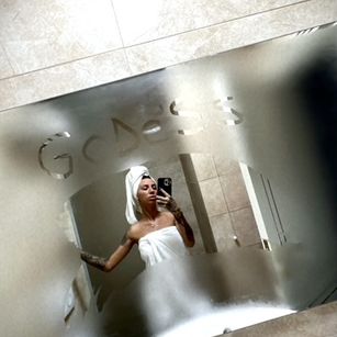 Model - Judith sapiosexual