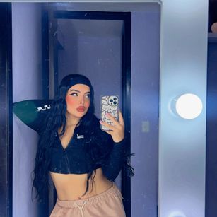 Model - Katalina Ferreira latina