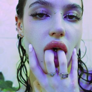 Model - Evelina smalltits