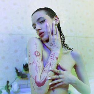 Model - Evelina sexy