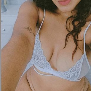 Model - SofiMorton squirt