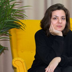 Model - DanaRyder heels