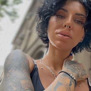 Model - Judith charisma